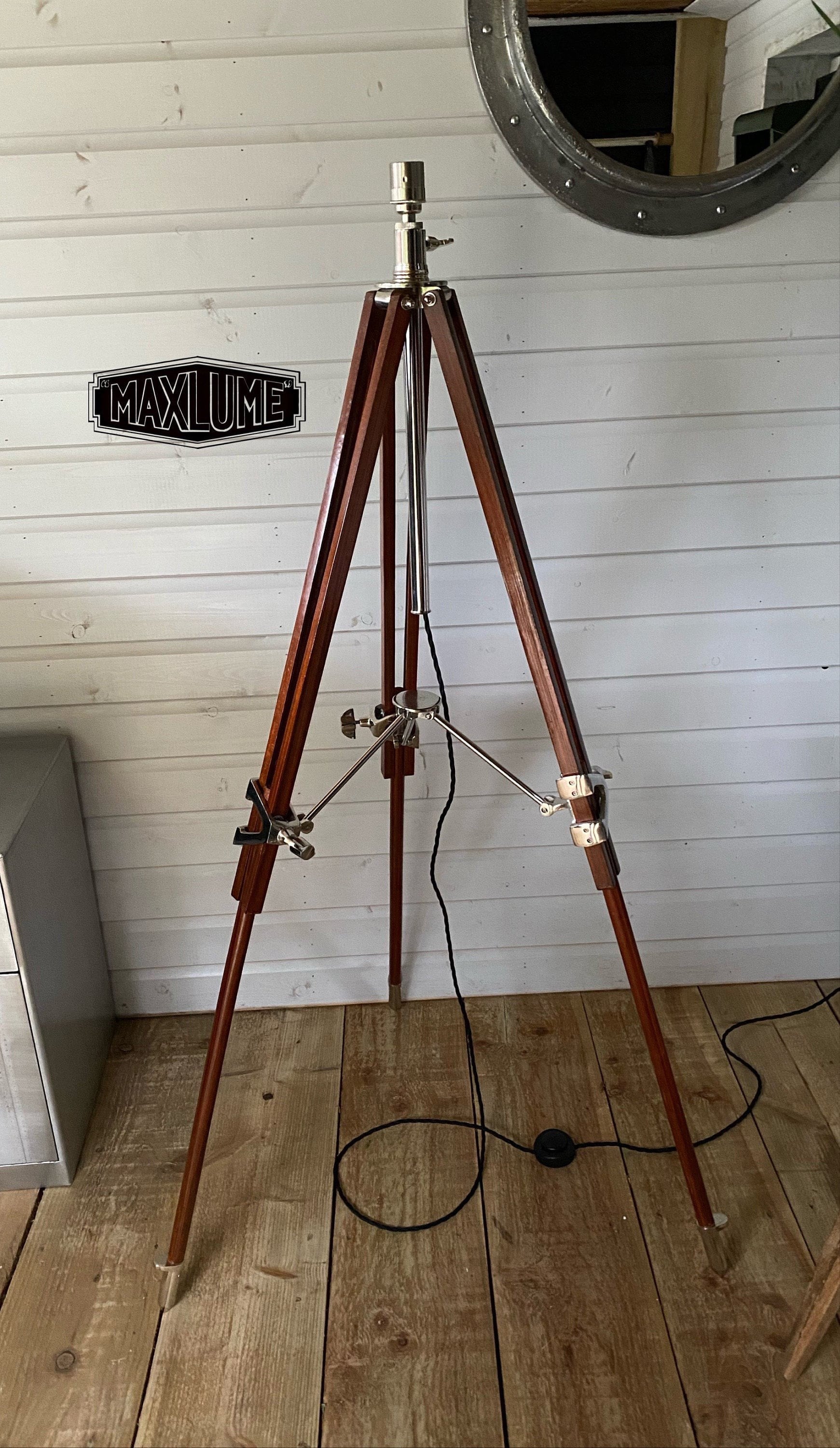 Vintage surveyor deals tripod lamp